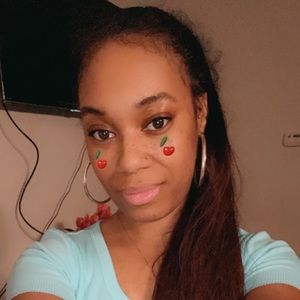 Meet your Posher, Bianca